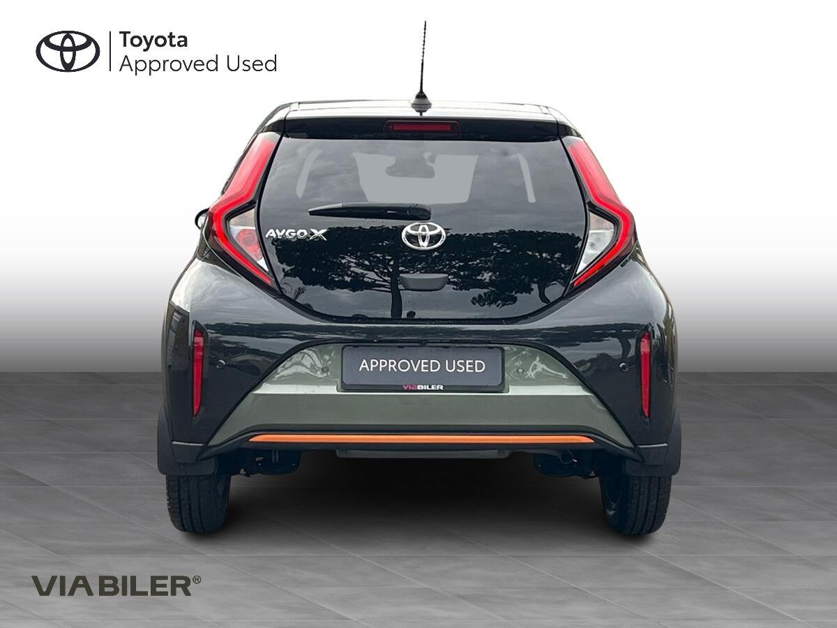 Grøn Toyota Aygo X fra 2023