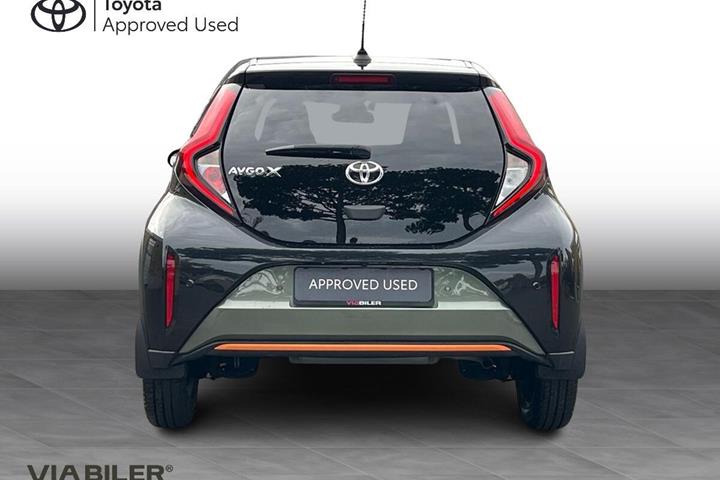 Grøn Toyota Aygo X fra 2023