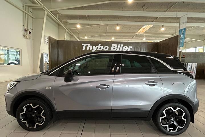 Grå Opel Crossland fra 2022