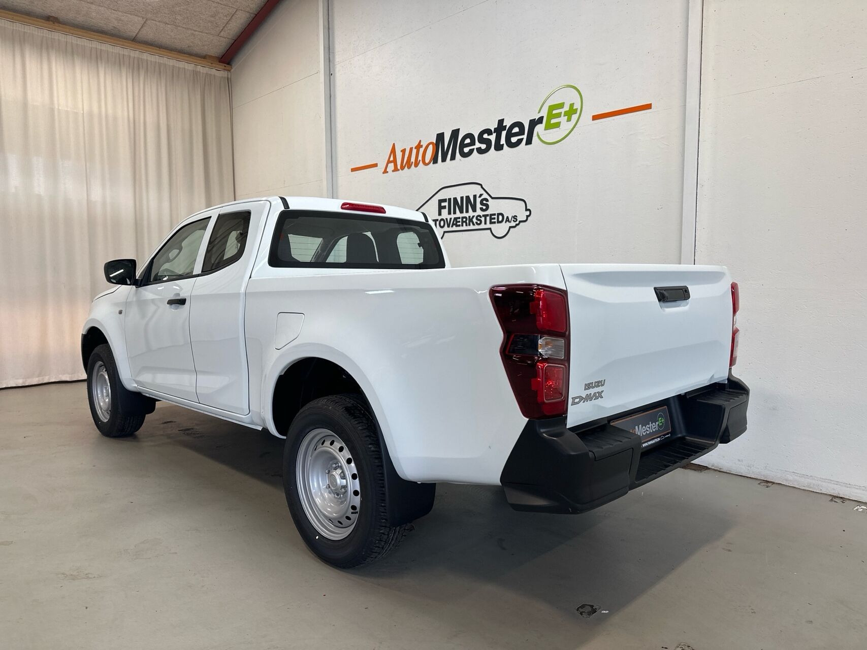 Hvid Isuzu D-Max fra 2026