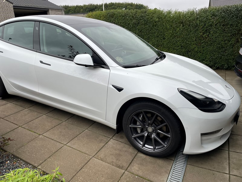 Tesla Model 3 E5LD
