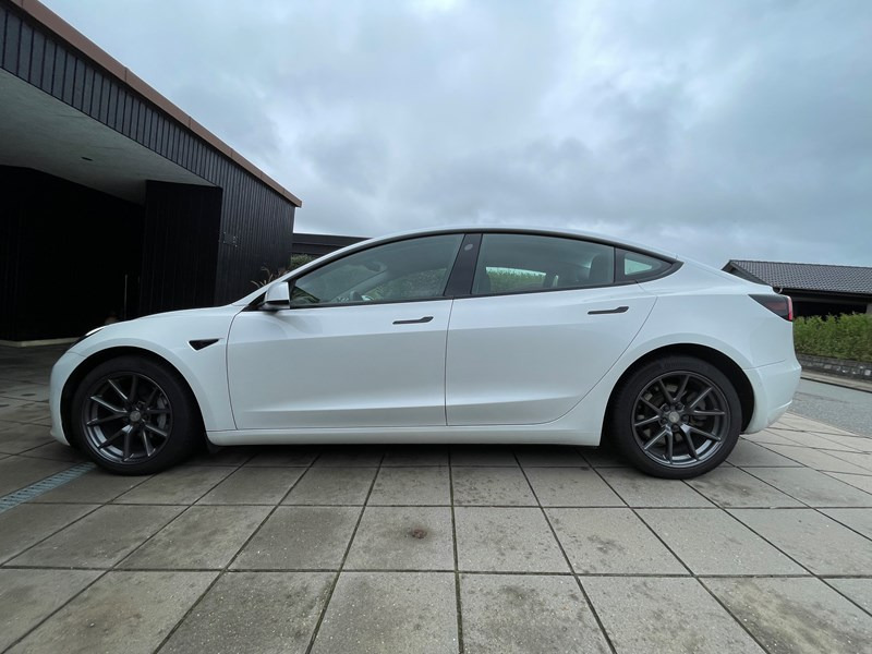 undefined Tesla Model 3 fra 2021