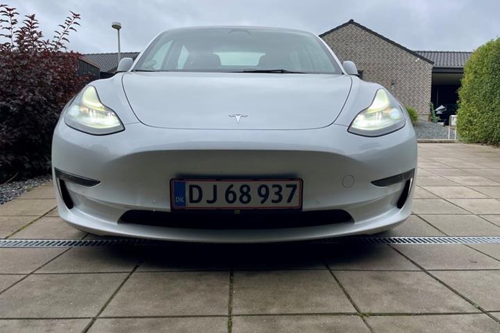 undefined Tesla Model 3 fra 2021