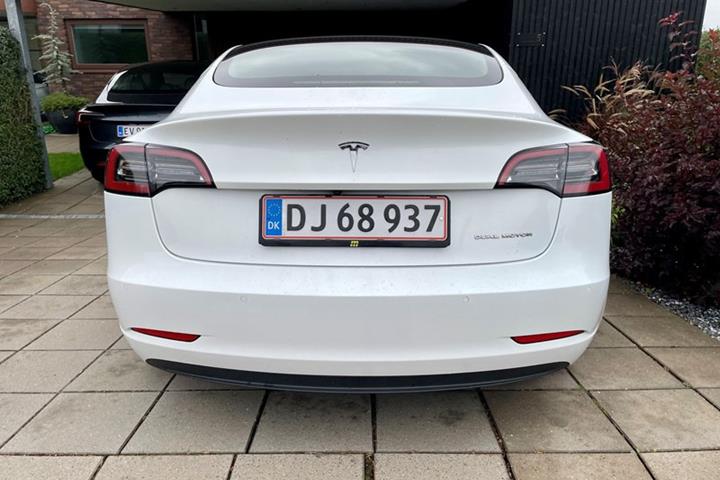 undefined Tesla Model 3 fra 2021