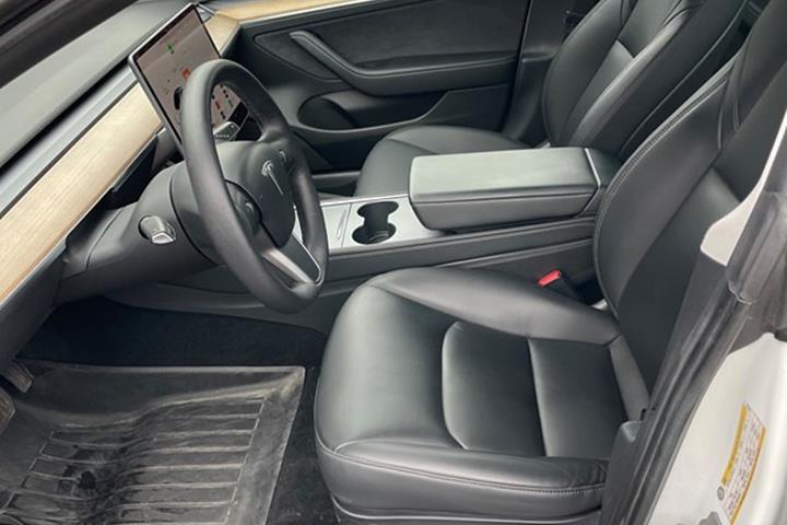 undefined Tesla Model 3 fra 2021