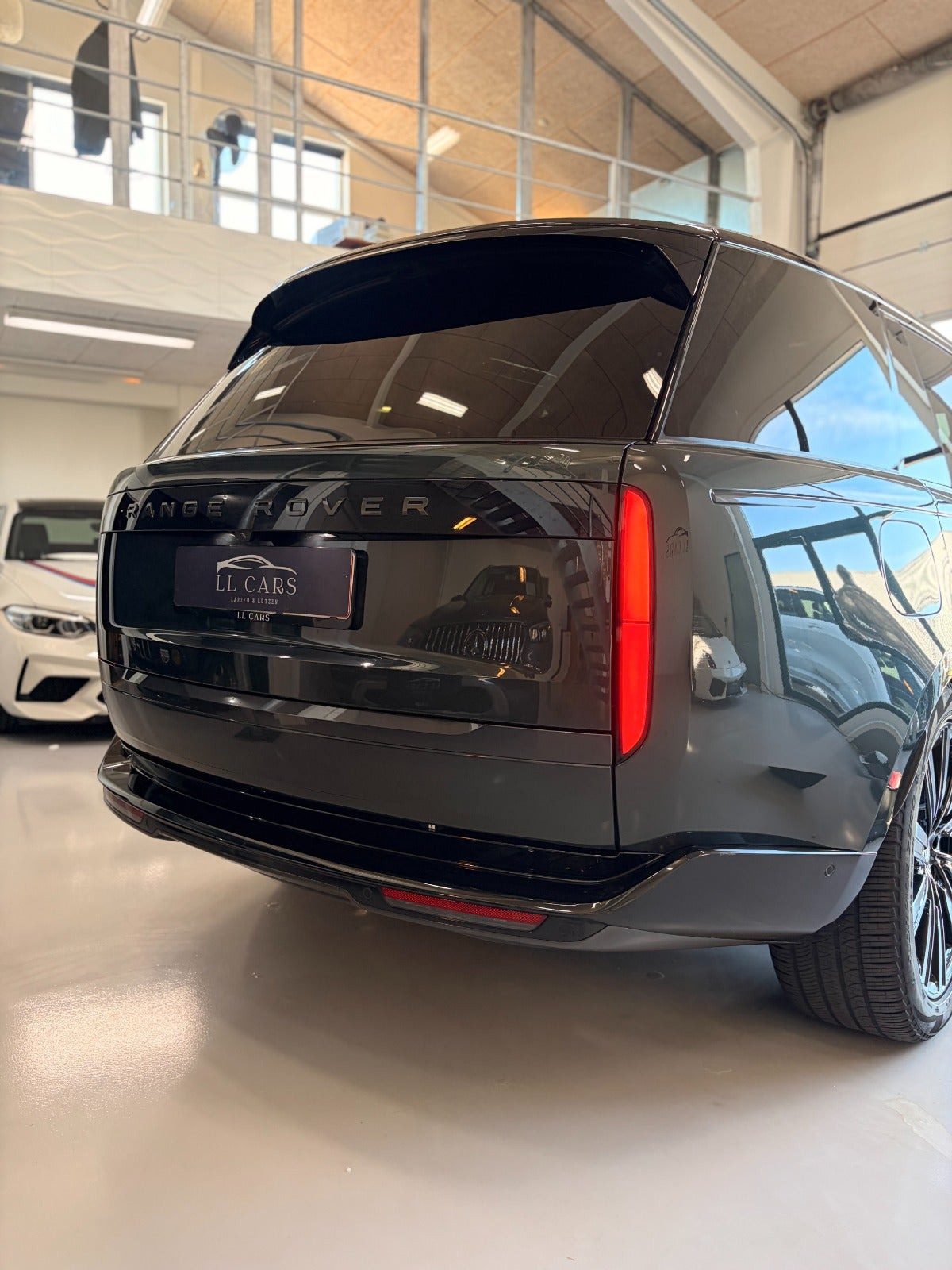 undefined Land Rover Range Rover fra 2024