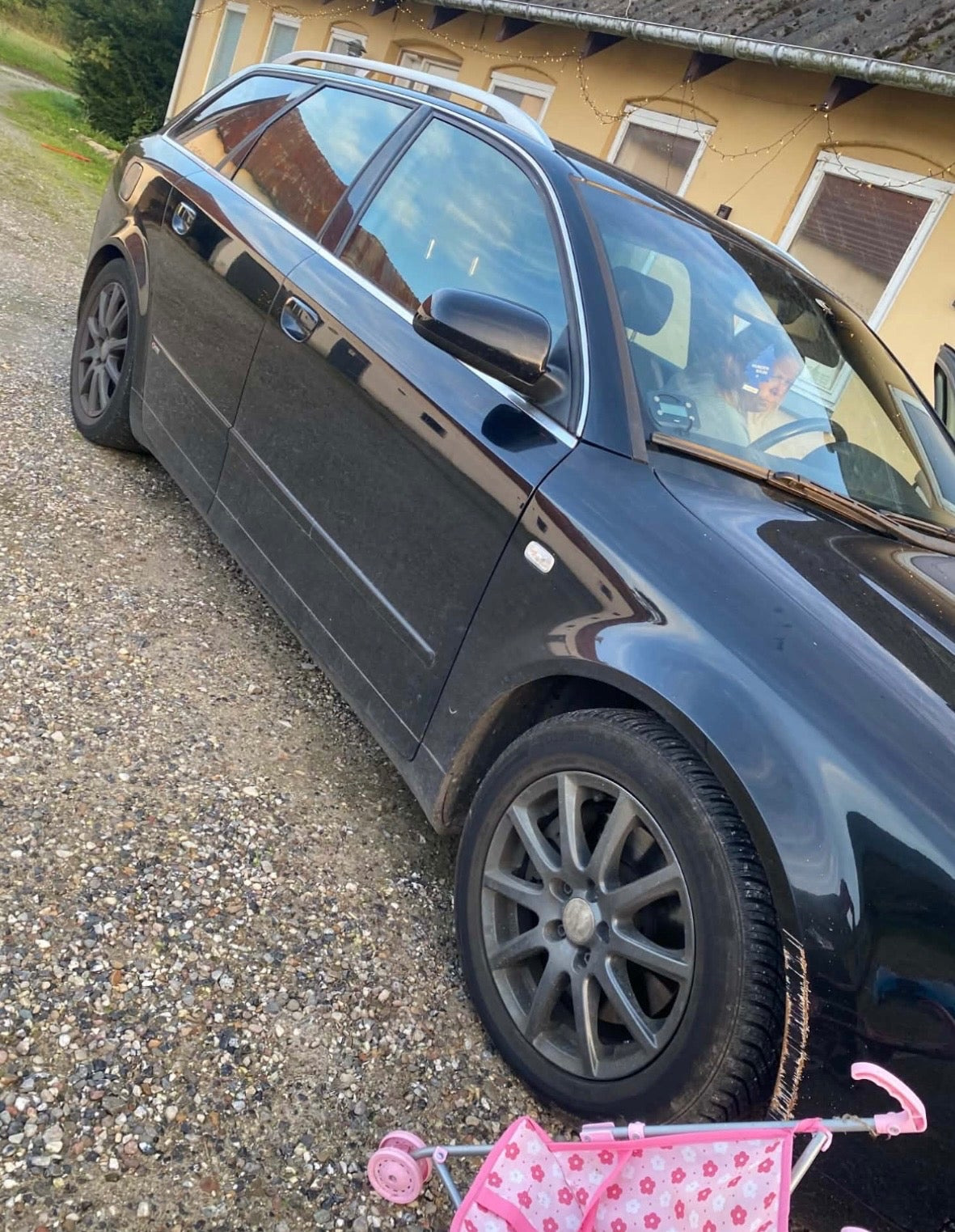 Sort Audi A4 fra 2004