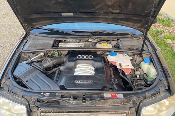 Sort Audi A4 fra 2004