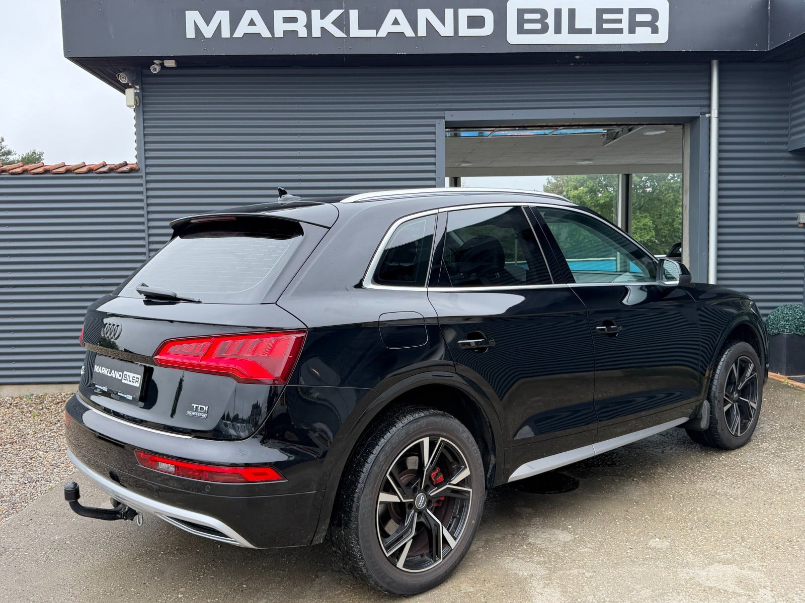 Sort Audi Q5 fra 2017
