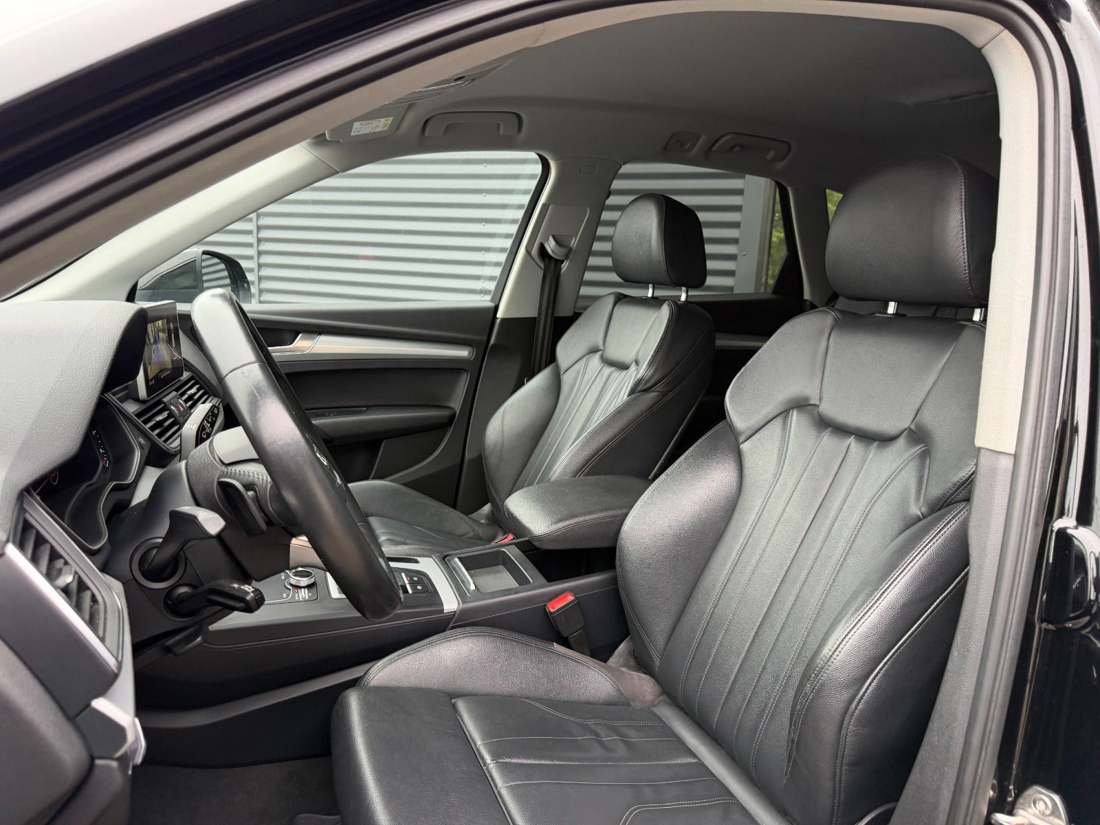 Sort Audi Q5 fra 2017