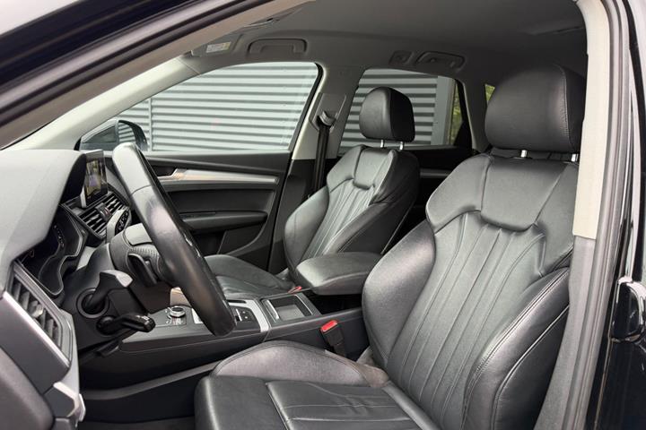Sort Audi Q5 fra 2017