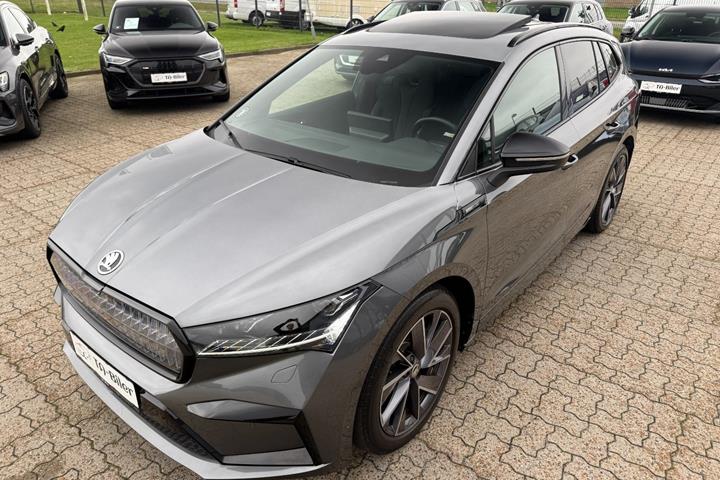 Grå Skoda Enyaq fra 2023