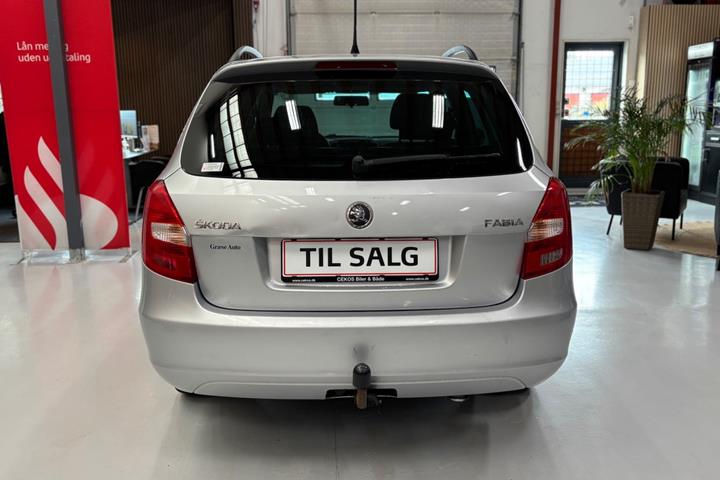 Sølv Skoda Fabia fra 2014