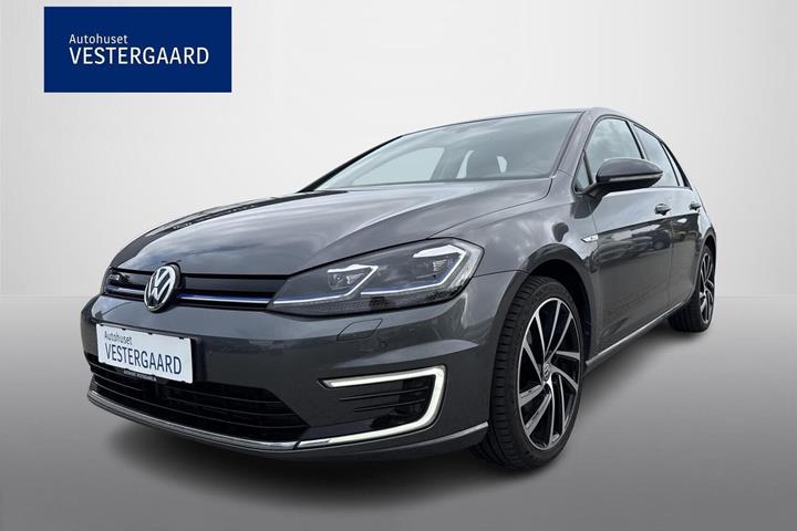 Grå VW e-Golf VII fra 2020