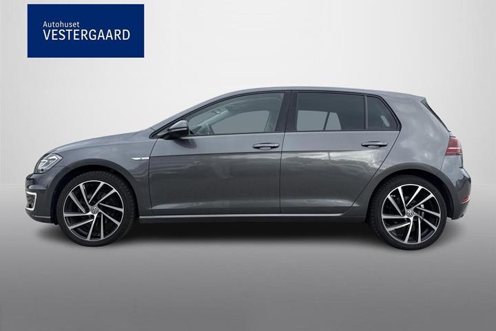 Grå VW e-Golf VII fra 2020