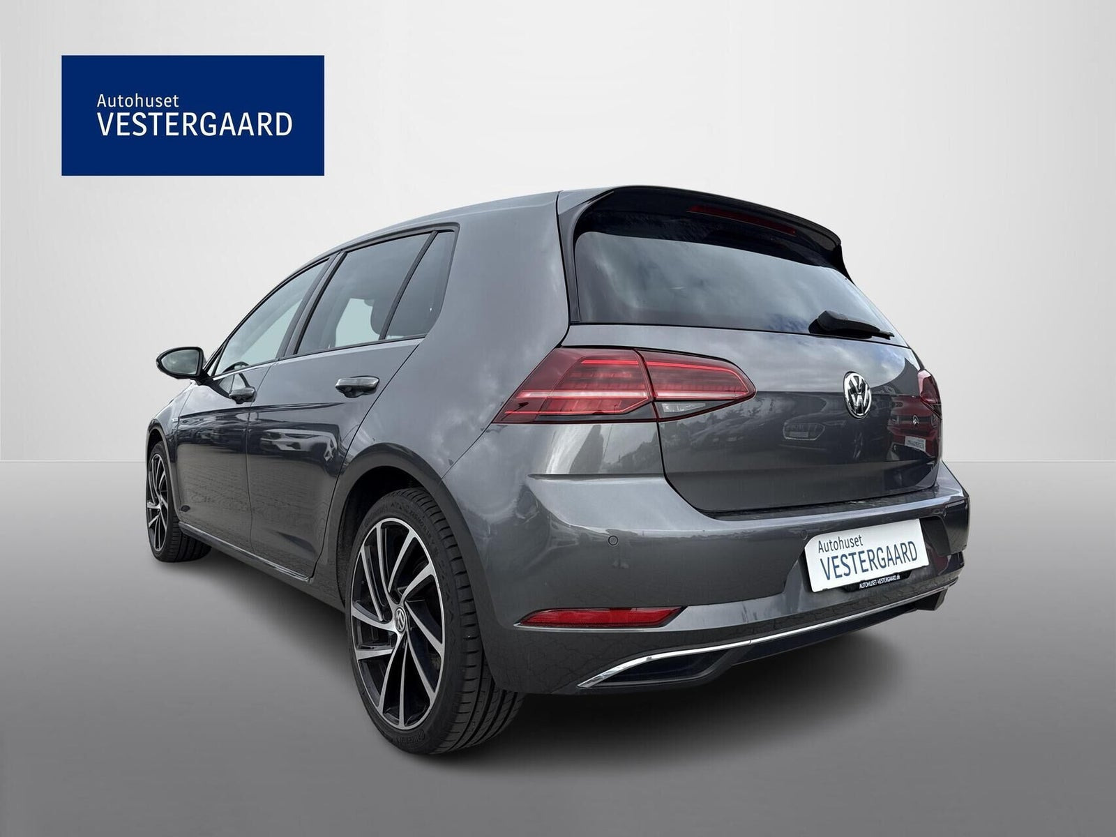 Grå VW e-Golf VII fra 2020