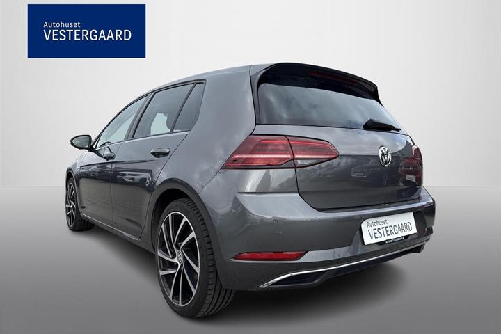 Grå VW e-Golf VII fra 2020