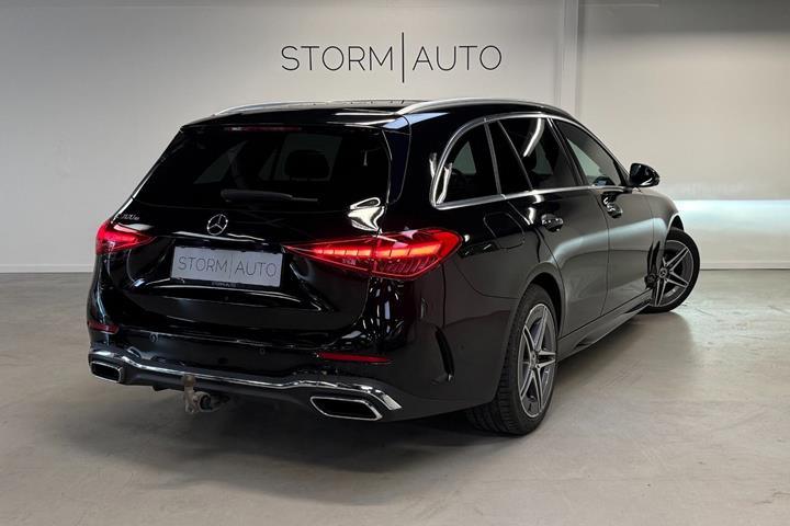Sort Mercedes C300 e fra 2023