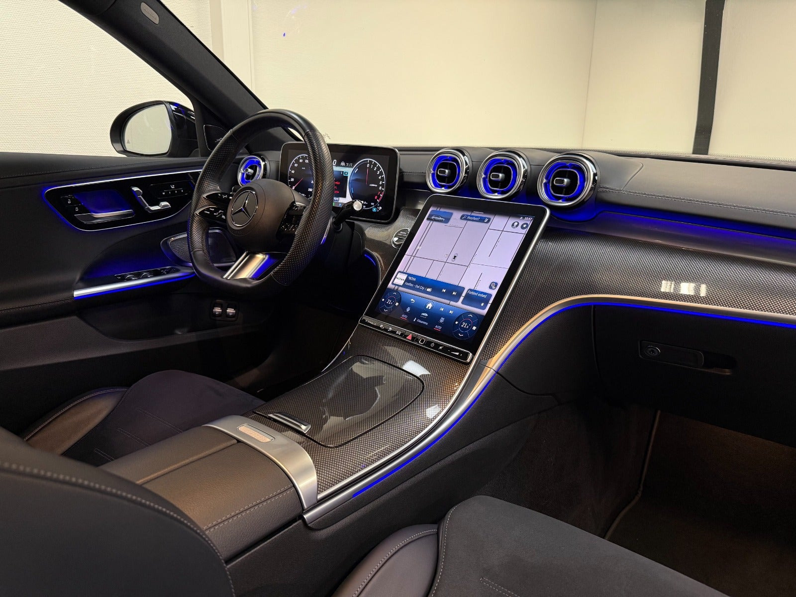 Sort Mercedes C300 e fra 2023