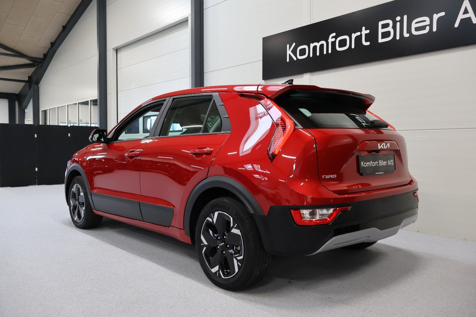 Rød Kia Niro fra 2025