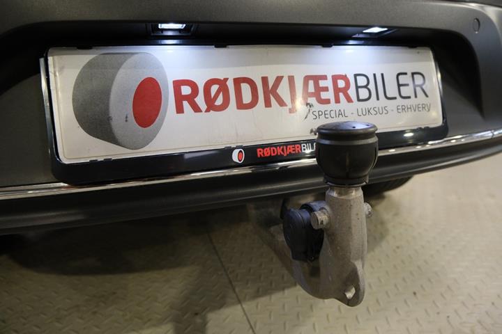 Grå Mercedes EQB300 fra 2025