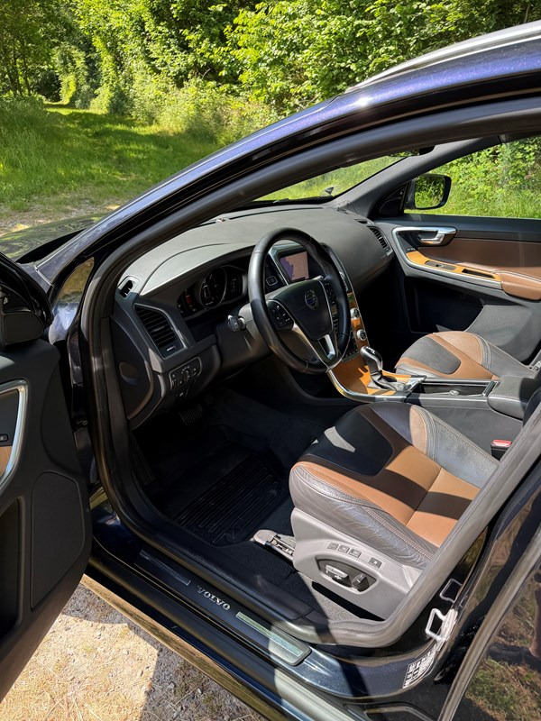 undefined Volvo XC60 fra 2017