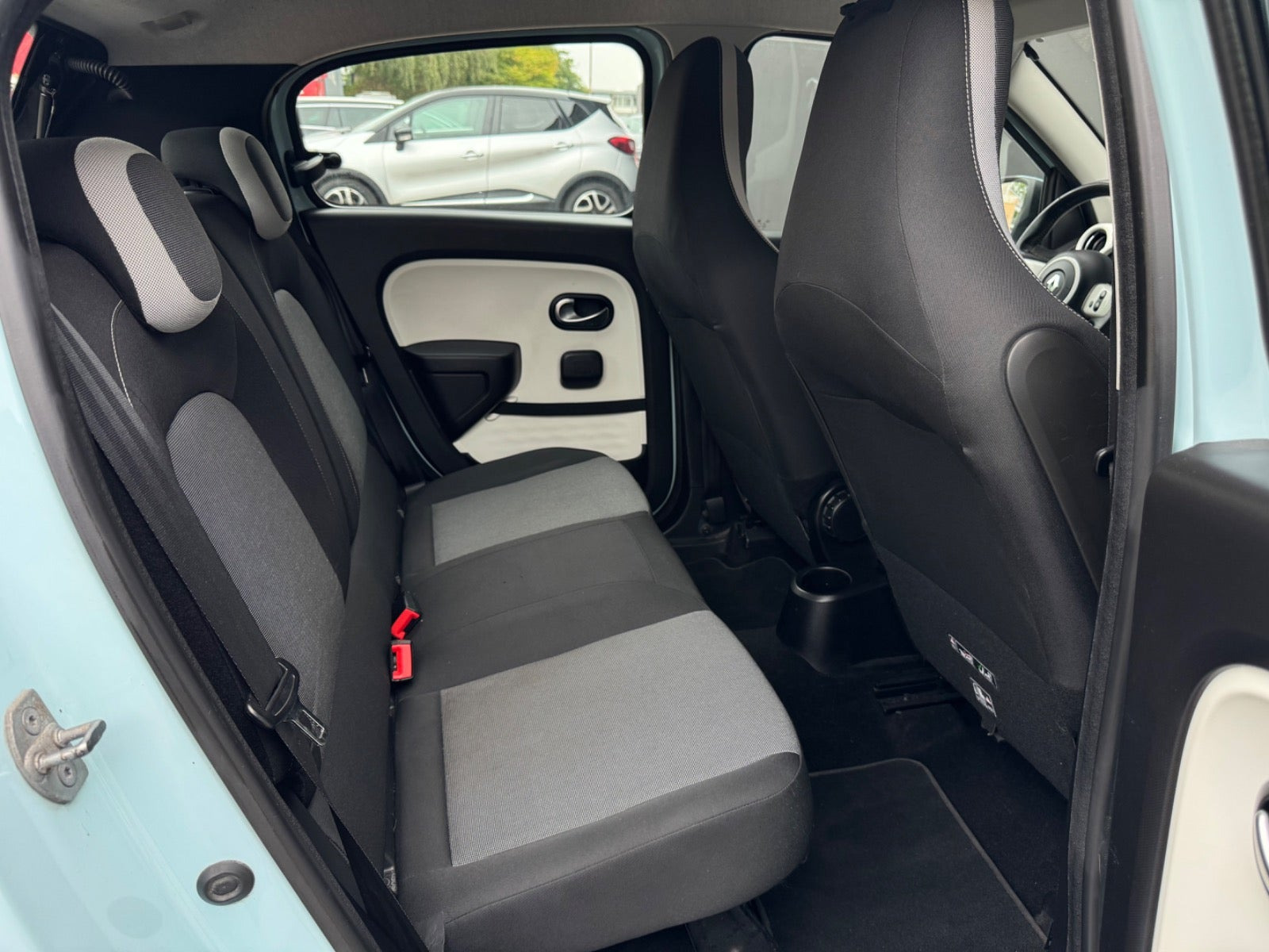 Blå Renault Twingo fra 2014
