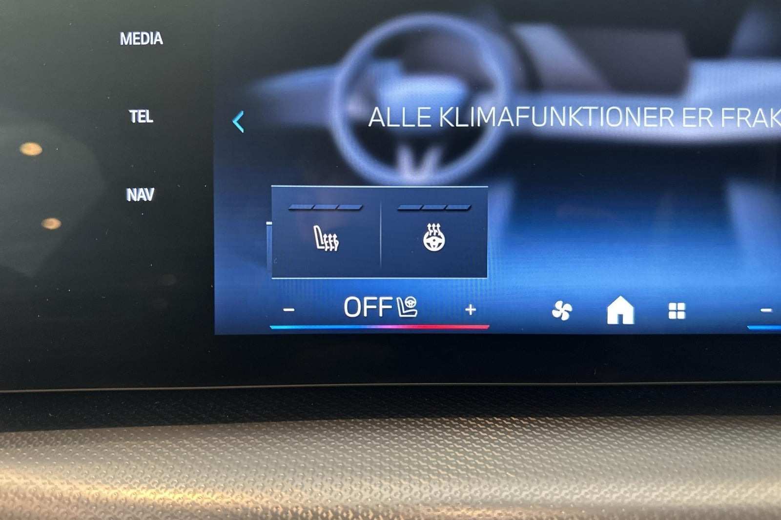Grøn BMW iX1 fra 2027