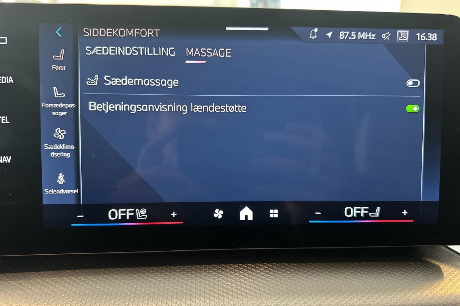 Grøn BMW iX1 fra 2027