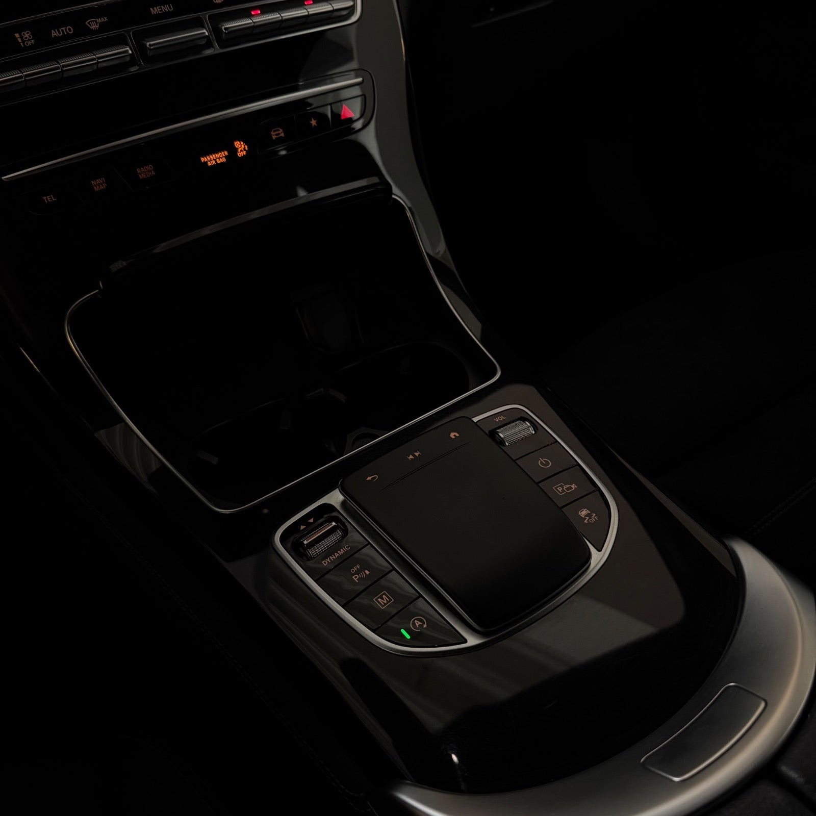 Sort Mercedes GLC300 d fra 2019