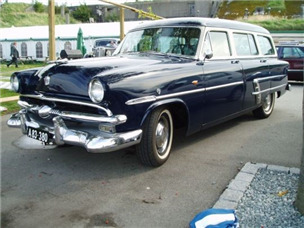 Ford Crown Victoria 4,0 Country Sedan V8