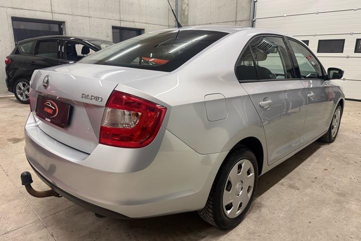 undefined Skoda Rapid fra 2013