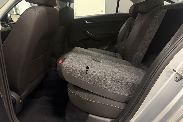 undefined Skoda Rapid fra 2013