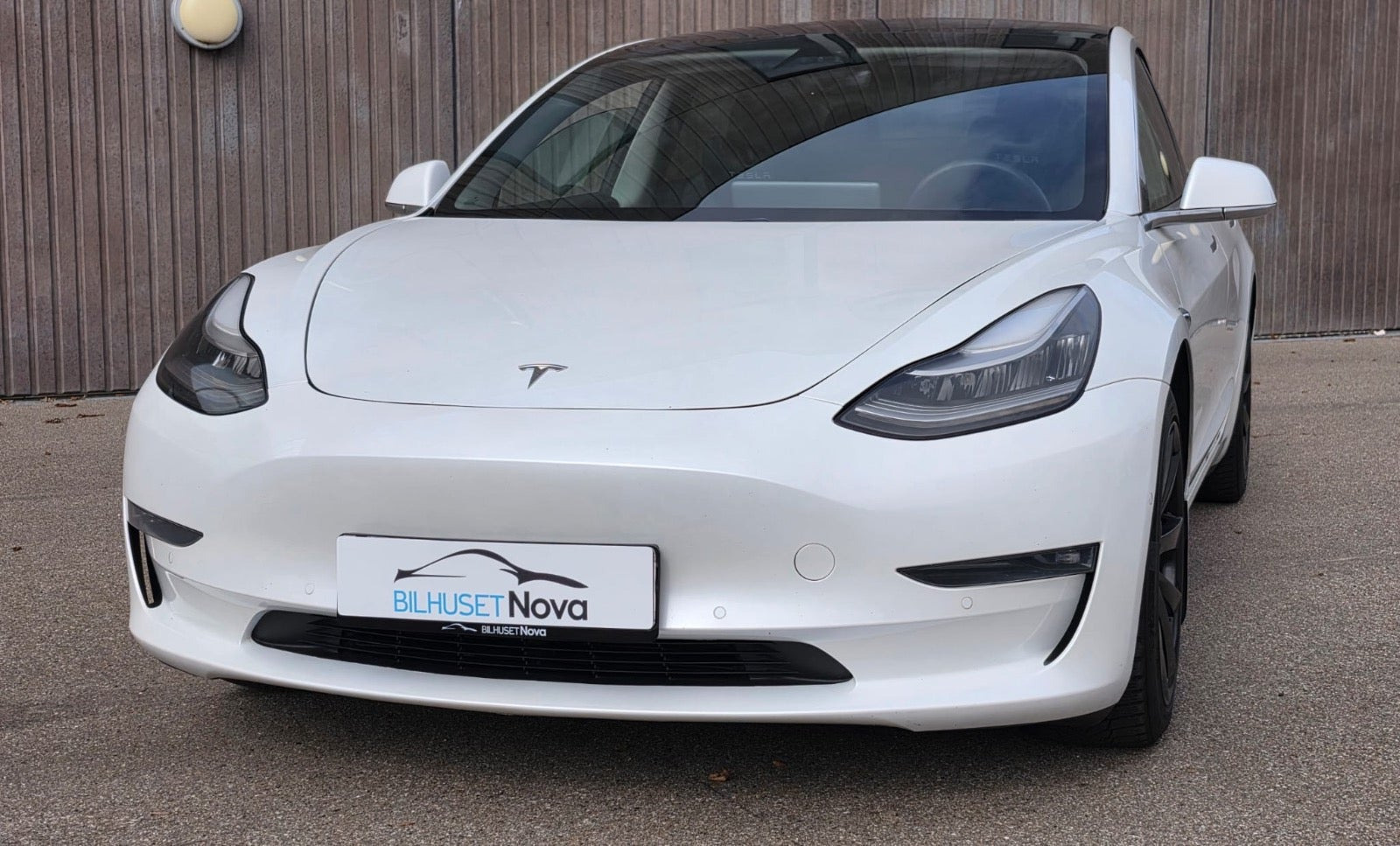 Tesla Model 3 Performance AWD