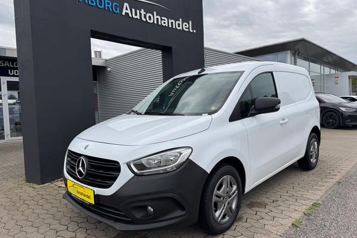 Hvid Mercedes Citan 110 fra 2022