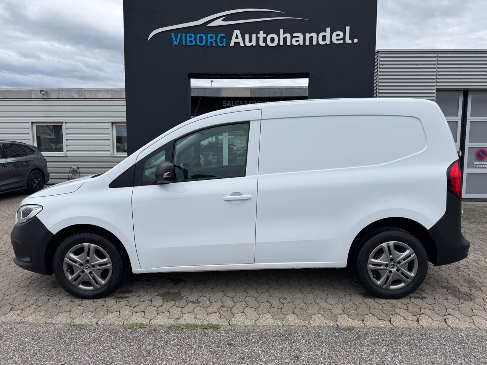 Hvid Mercedes Citan 110 fra 2022