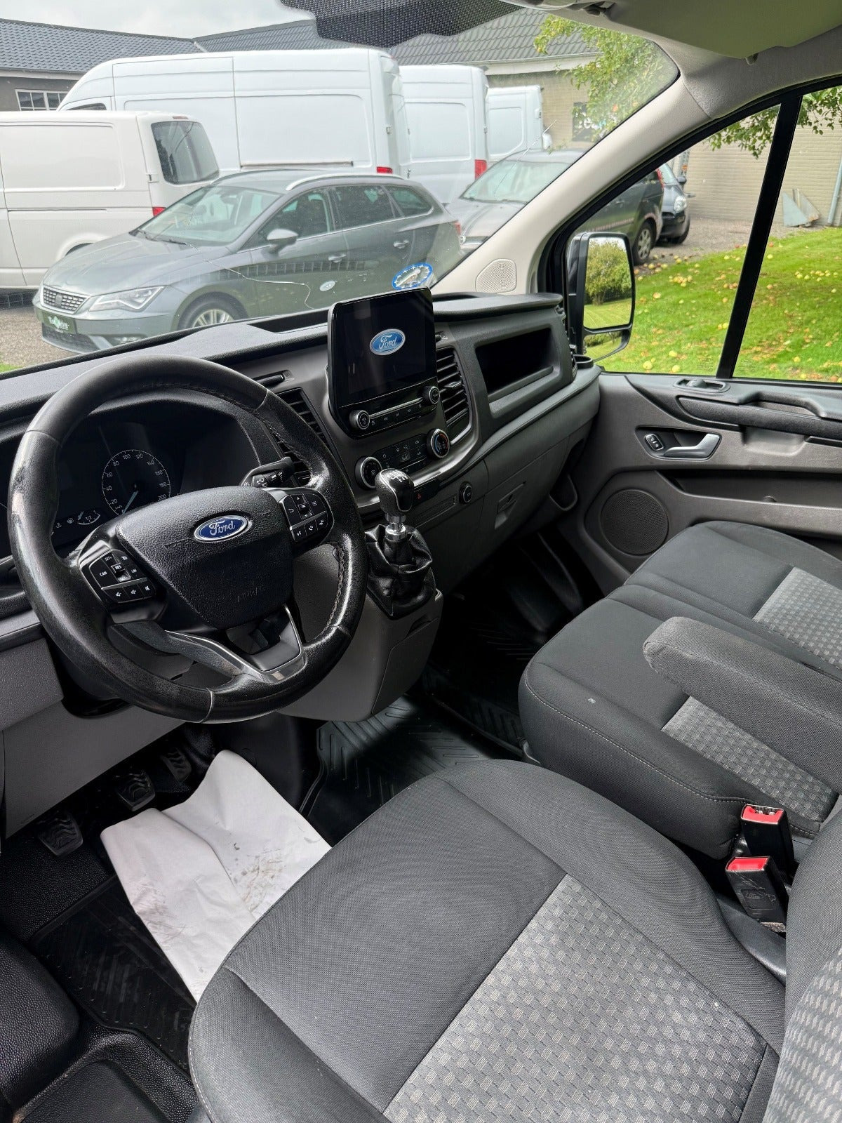 Sort Ford Transit Custom 320 L2 fra 2018