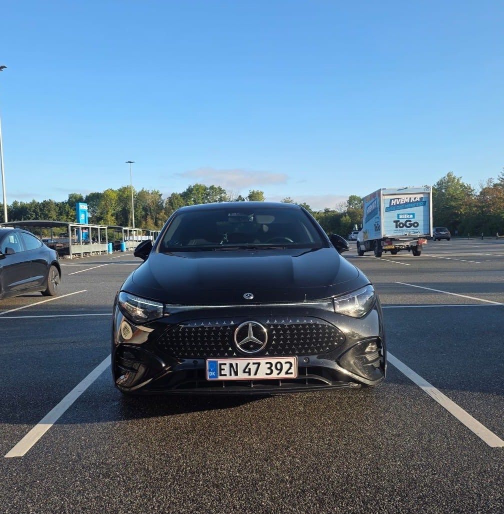 Sort Mercedes CLA250+ fra 2025