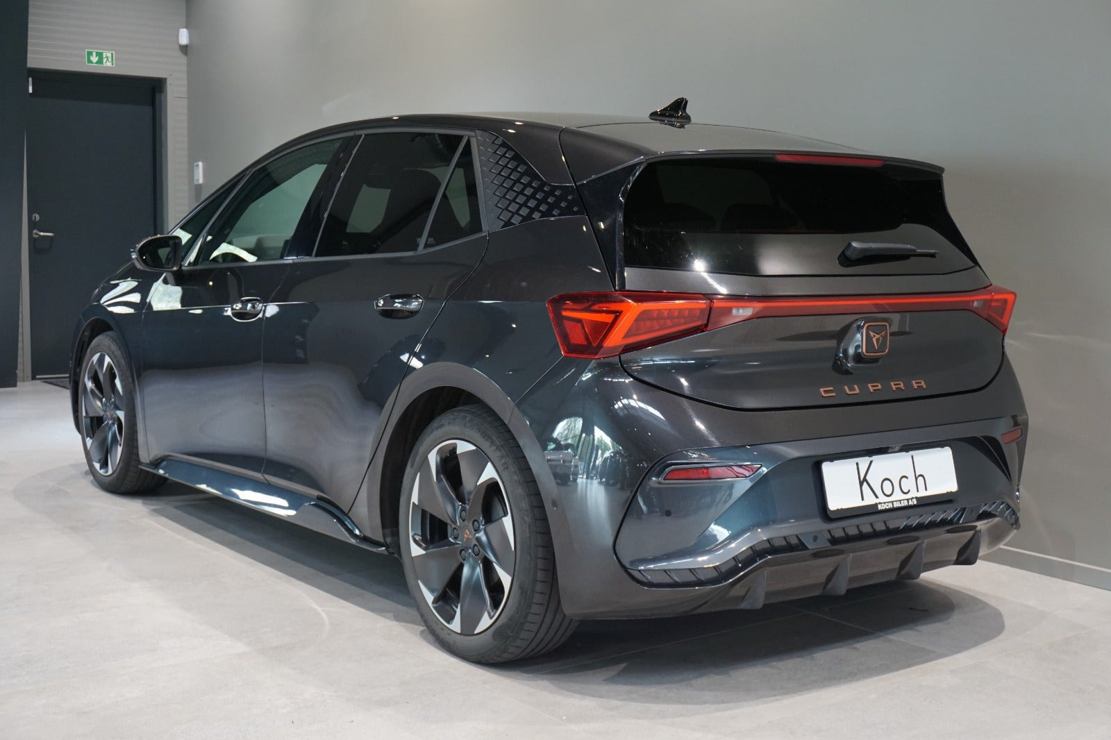 Grå Cupra Born fra 2024