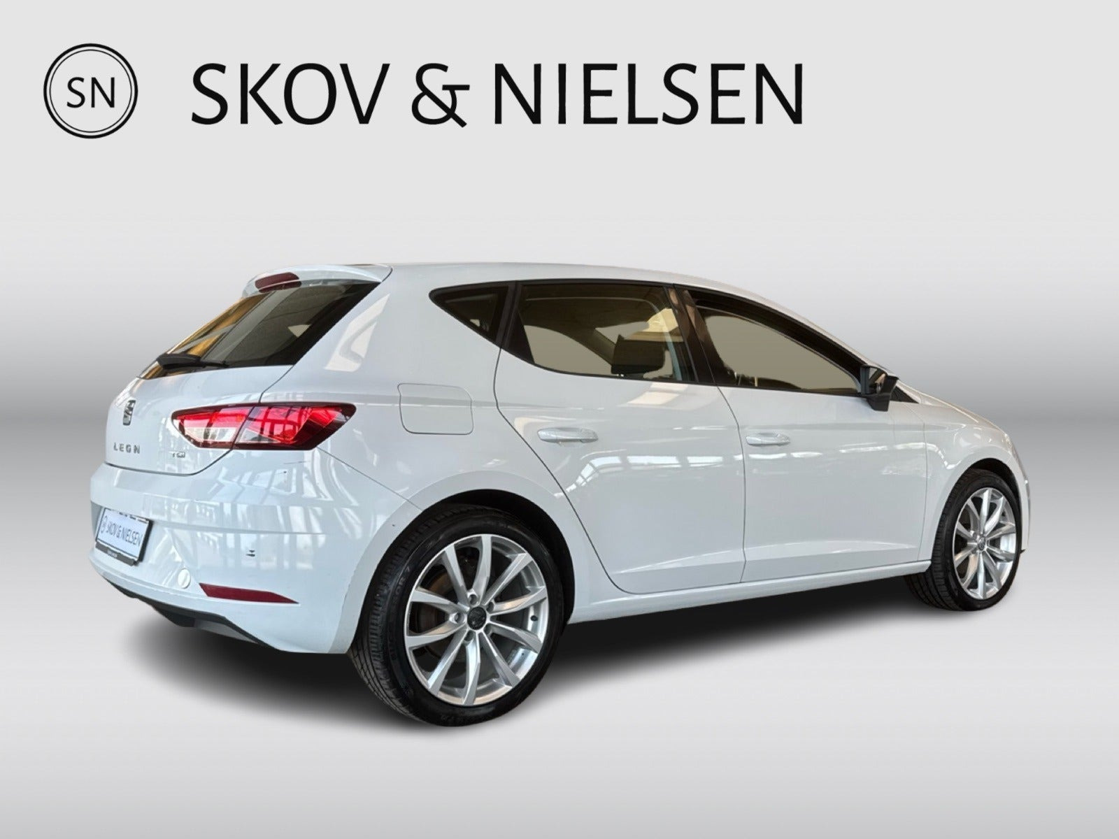 Hvid Seat Leon fra 2017