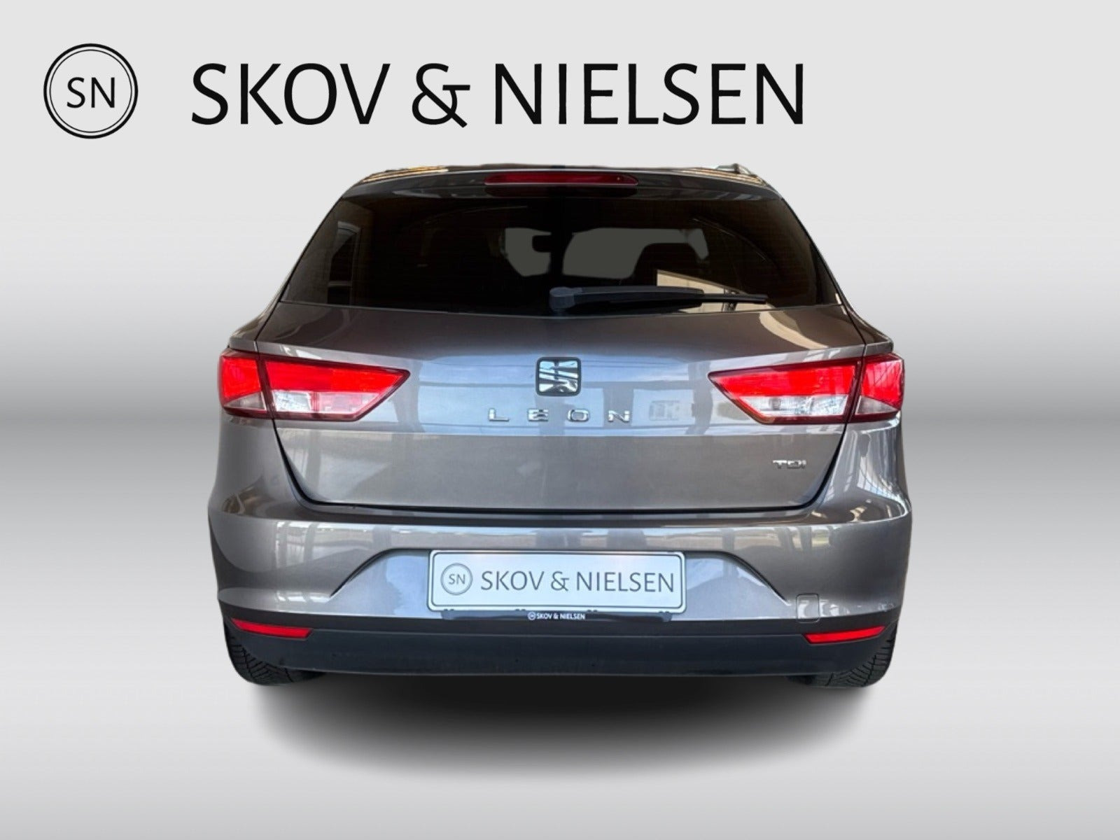Grå Seat Leon fra 2015