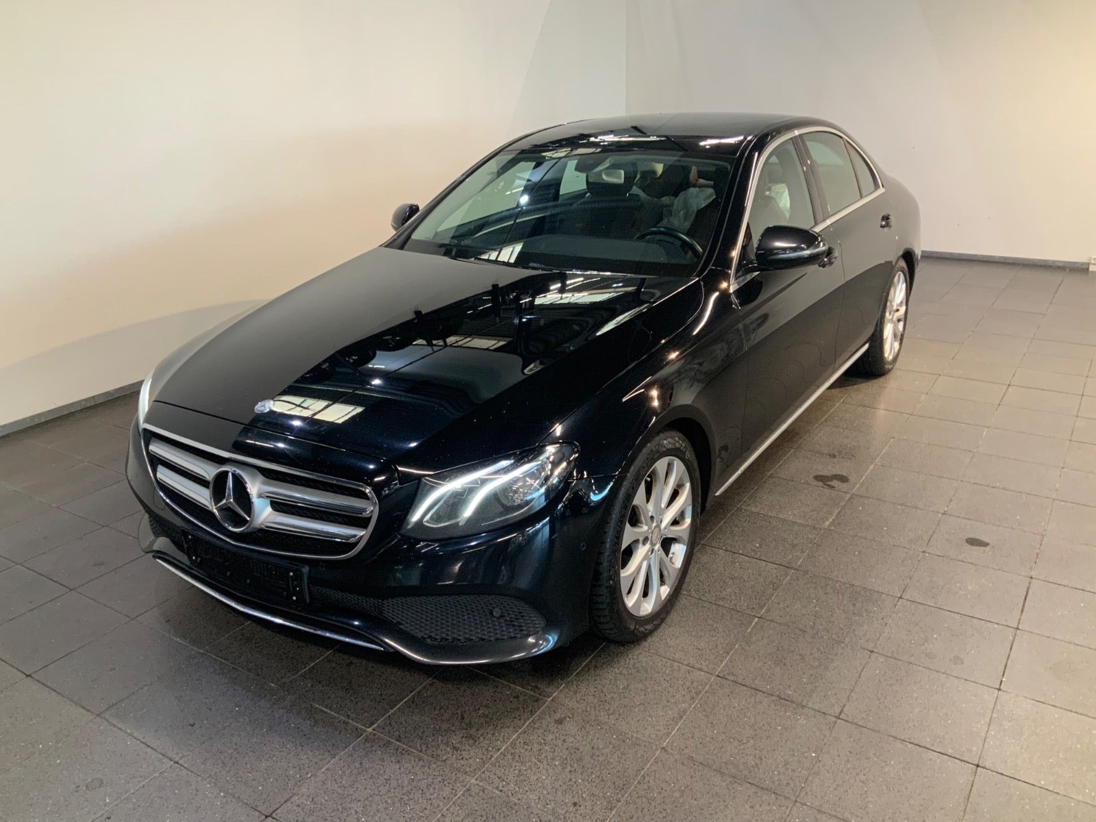 Mercedes E220 d 2,0 Avantgarde aut.