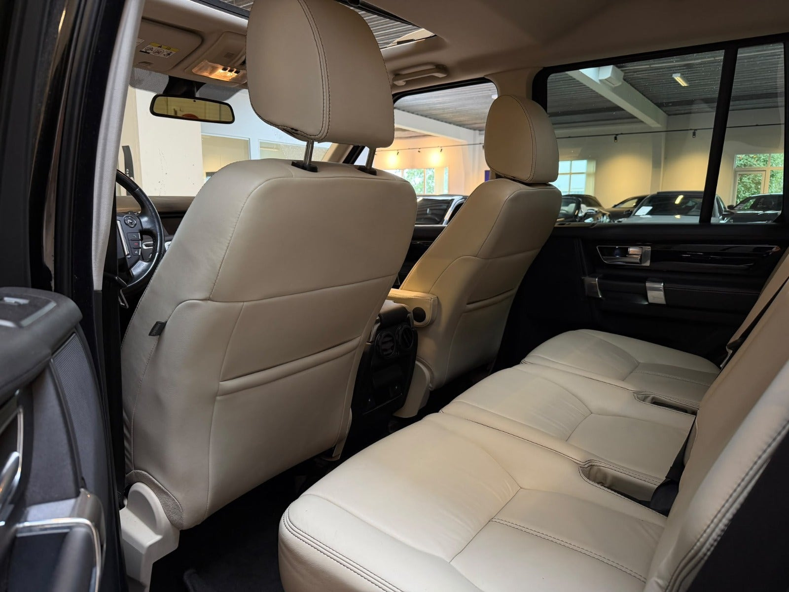 Sort Land Rover Discovery 4 fra 2012