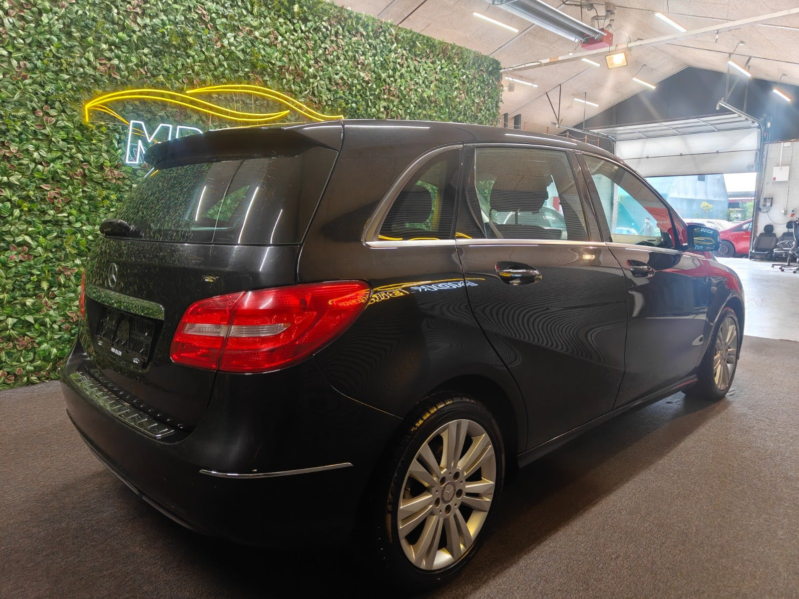 undefined Mercedes B180 fra 2012