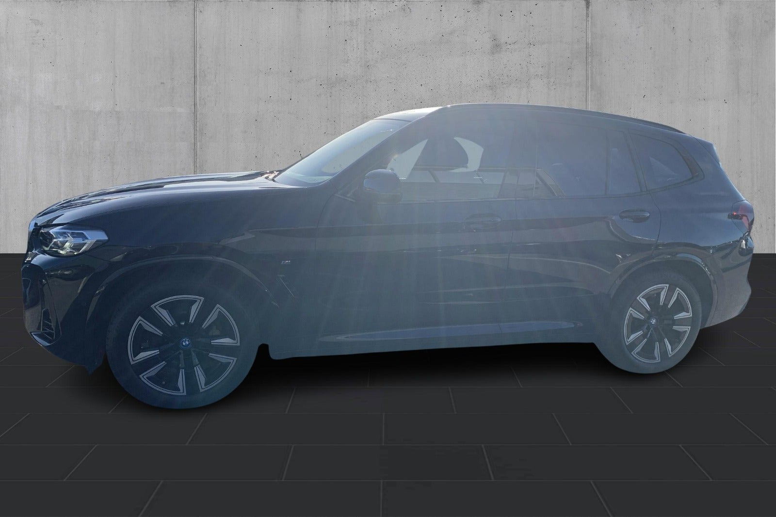 Sort BMW iX3 fra 2022