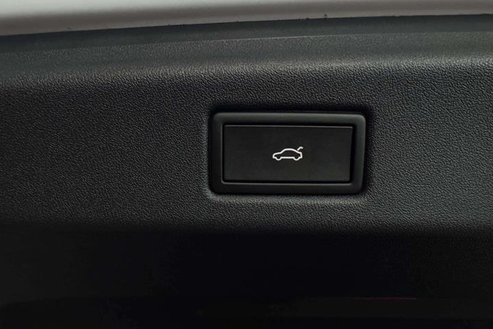 Hvid VW ID.7 fra 2025