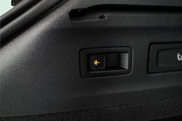 Hvid VW ID.7 fra 2025