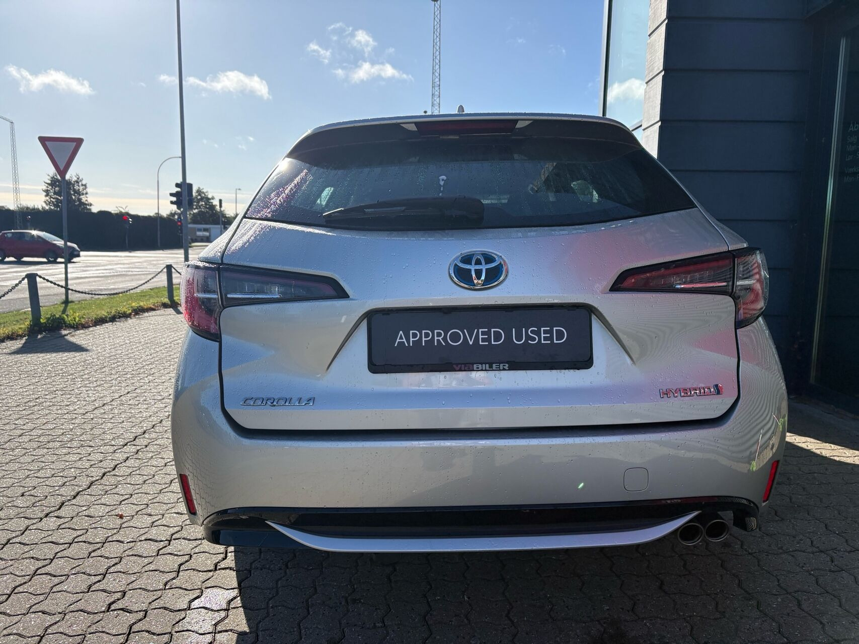 Sølv Toyota Corolla fra 2020