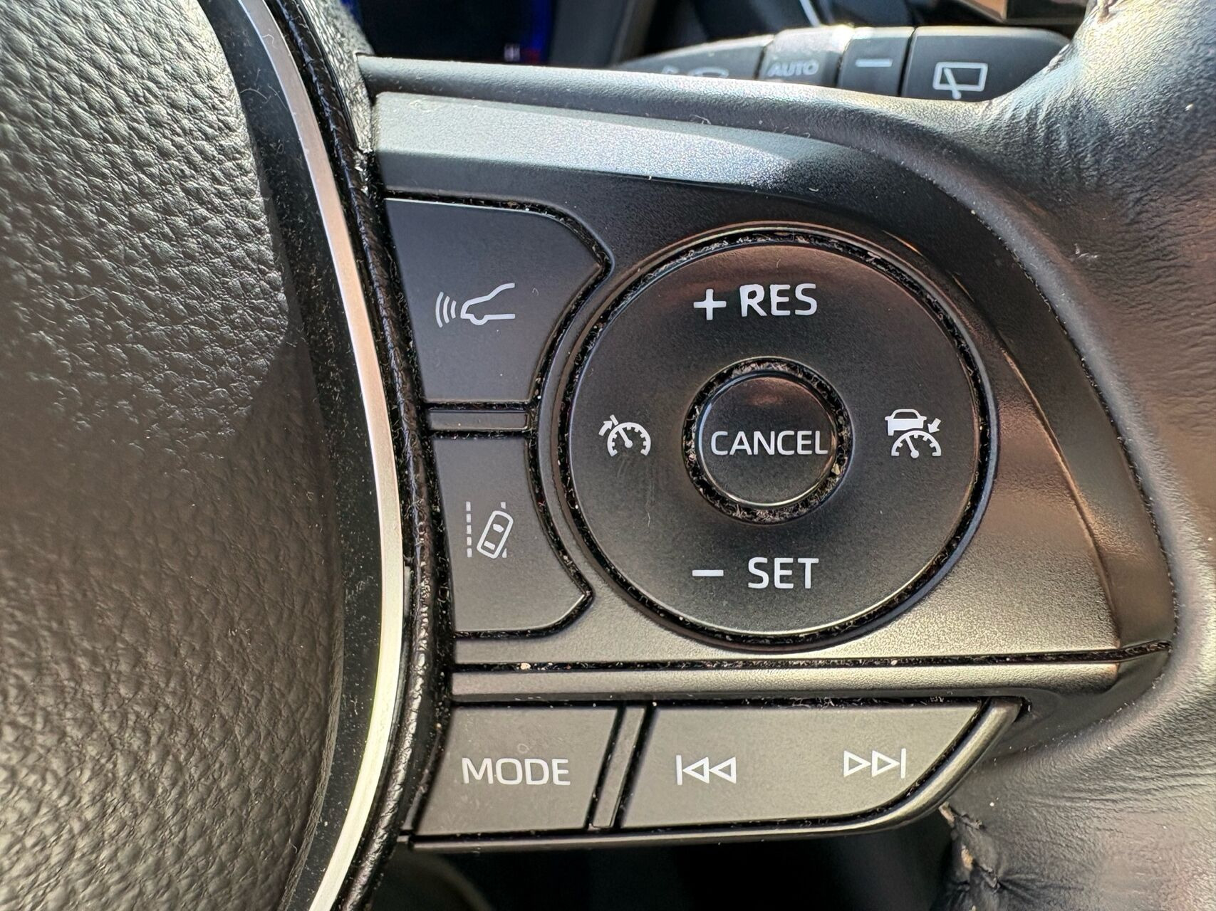 Sølv Toyota Corolla fra 2020