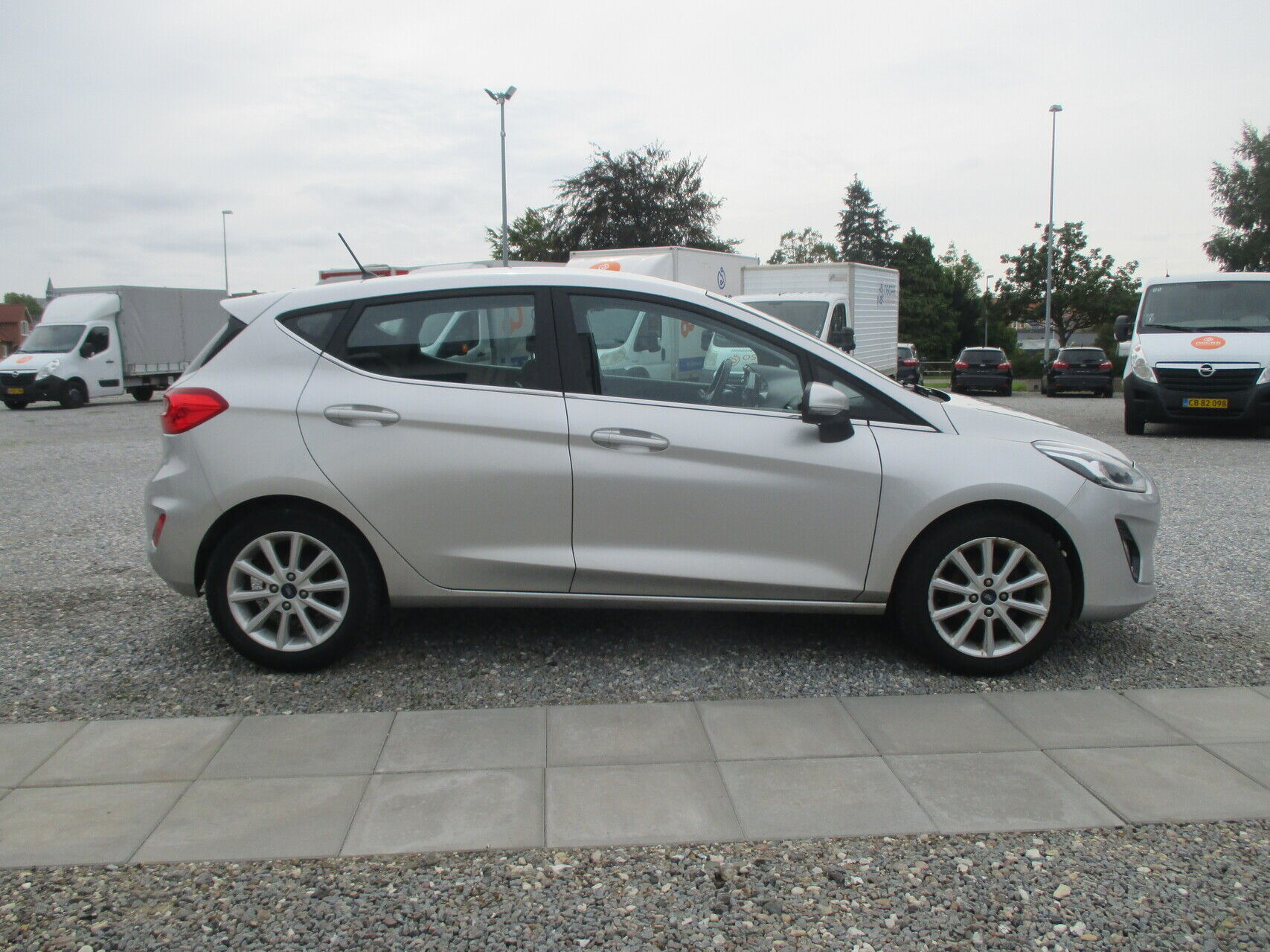 Sølv Ford Fiesta fra 2018